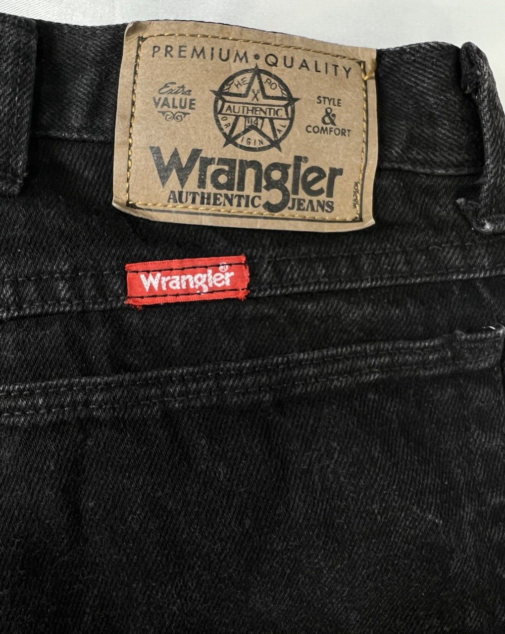 Vintage 1997 Wrangler Jeans Men's 40x32 Black Denim 97601CB Made USA